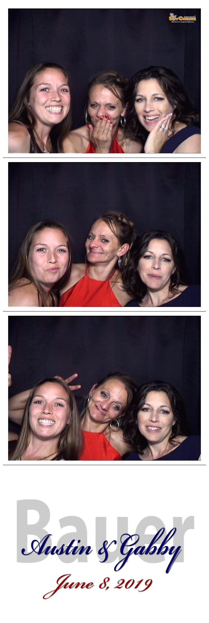 Bauer / Gregory Wedding  | View more photos from the event at gallery.saycheesephotobooth.com/u/SayCheesePhotoBooth/Bauer-Gregory-Wedding